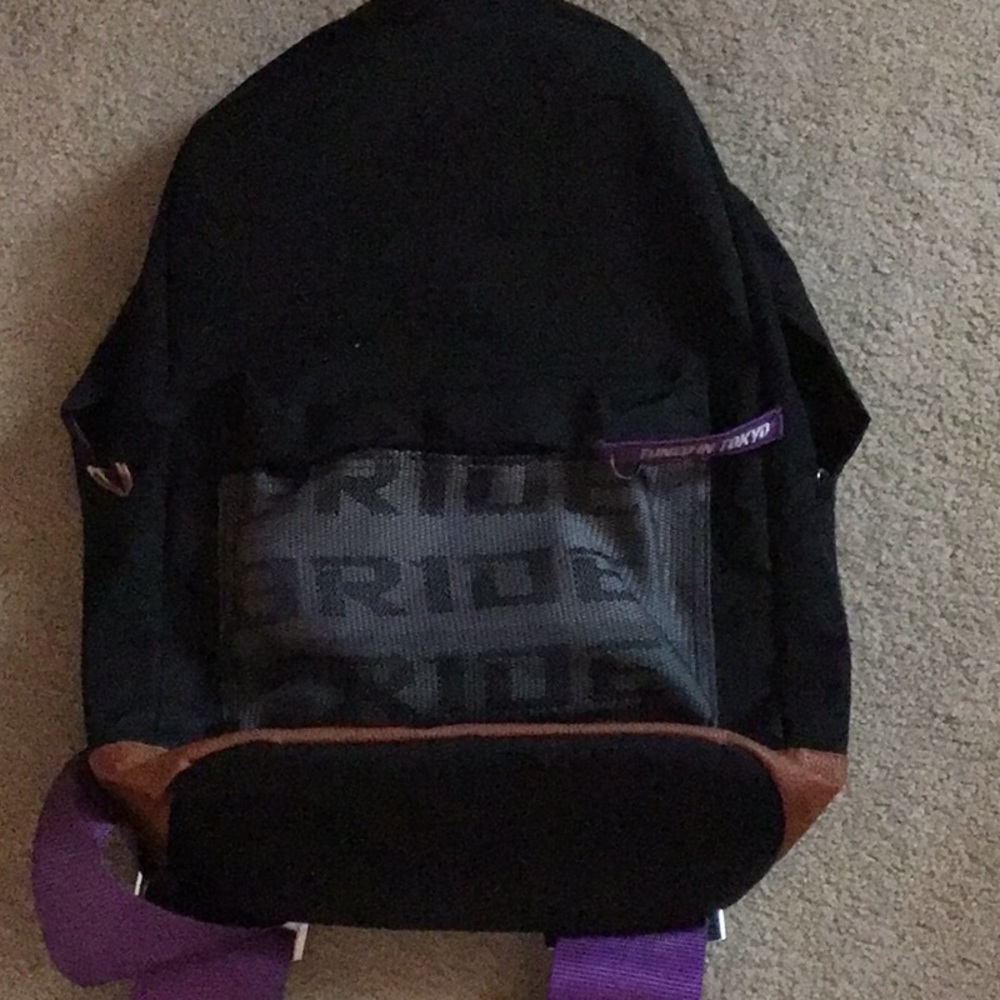 Back pack - Picture 2 of 3